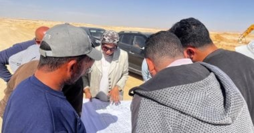 المهندسة أسماء مخلوف تتفقد مشروعات البنية الأساسية والطرق بالمرحلة العاجلة بمدينة السويس الجديدة.