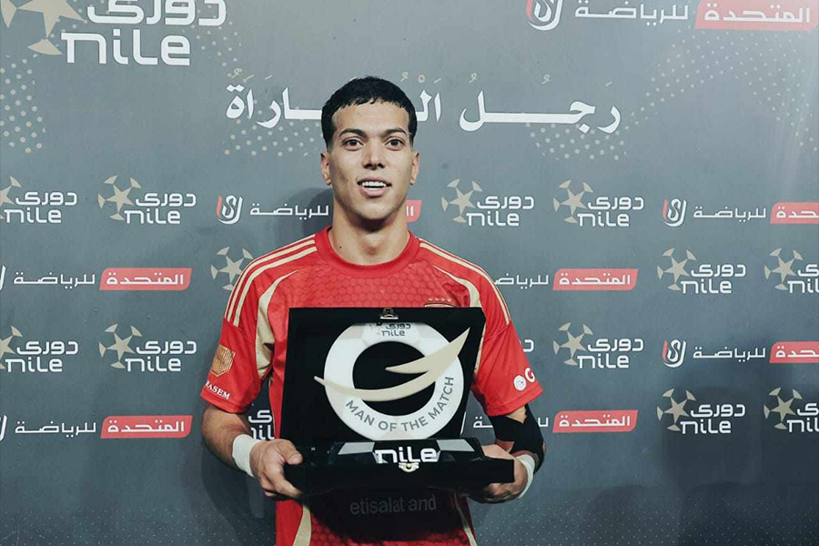 إمام عاشور رجل مباراة الأهلي والجونة.