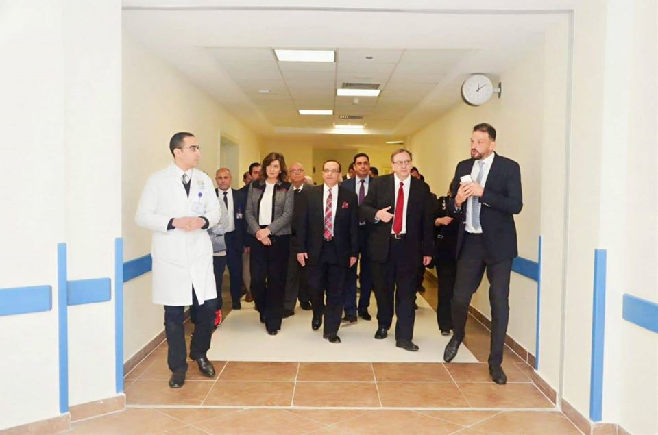 *وزيرة الهجرة تزور مستشفى الناس الخيرية ويرافقها وفد من الأطباء المصريين بالخارج*