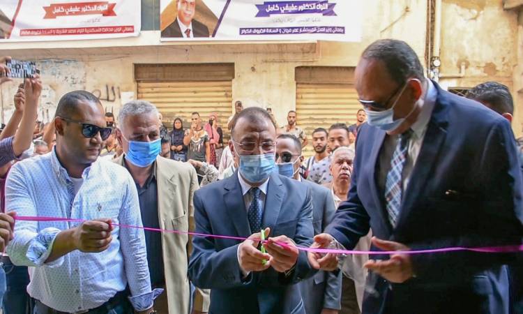 محافظ الإسكندرية يفتتح مكاتب شهر عقارى مطورة للحد من الزحام