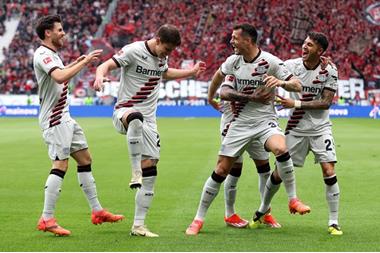 ليفركوزن يفوز على إنتر ميلان في الوقت القاتل بدوري الأبطال.