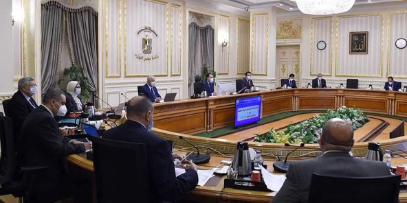 رئيس الوزراء يترأس اللجنة العليا لإدارة أزمة فيروس كورونا