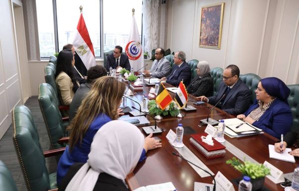 نائب رئيس مجلس الوزراء وزير الصحة السكان يستقبل سفير دولة بلجيكا لدى مصر لبحث اوجه التعاون المشترك في القطاع الصحي