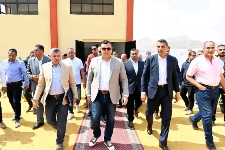  وزير الإسكان ومحافظ السويس يتفقدان الموقف التنفيذي لمشروع خط مياه الشرب من محطة تحلية مياه البحر بالعين السخنة المغذى لمدينة السلام 1 و 2 ومدينة السويس الجديدة