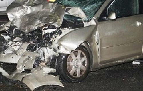 مصرع سيدة وإصابة 3 من عائلة واحدة في حادث تصادم بطريق “قنا – سفاجا”