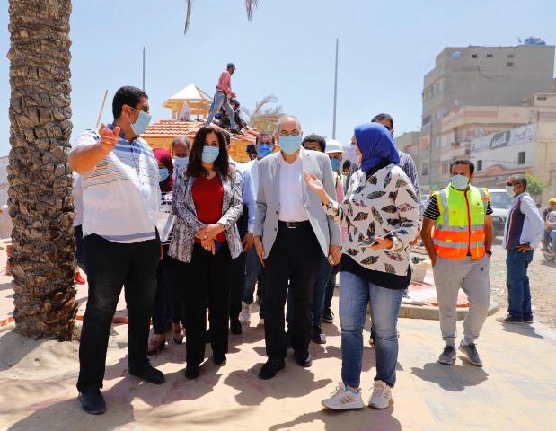 محافظ دمياط تتفقد تطوير ورفع كفاءة طريق الدكتور علي مشرفة
