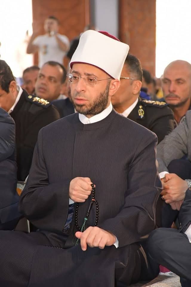 وزير الأوقاف ومحافظ جنوب سيناء يشهدان صلاة الجمعة بمسجد الصديق بنويبع بجنوب سيناء
