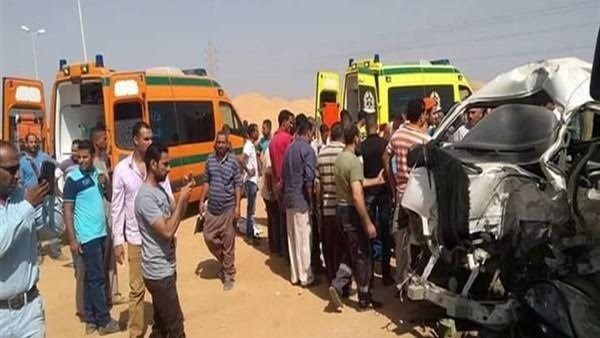 مصرع واصابة 18 شخصا فى حادث مروع بصحراوي اسوان