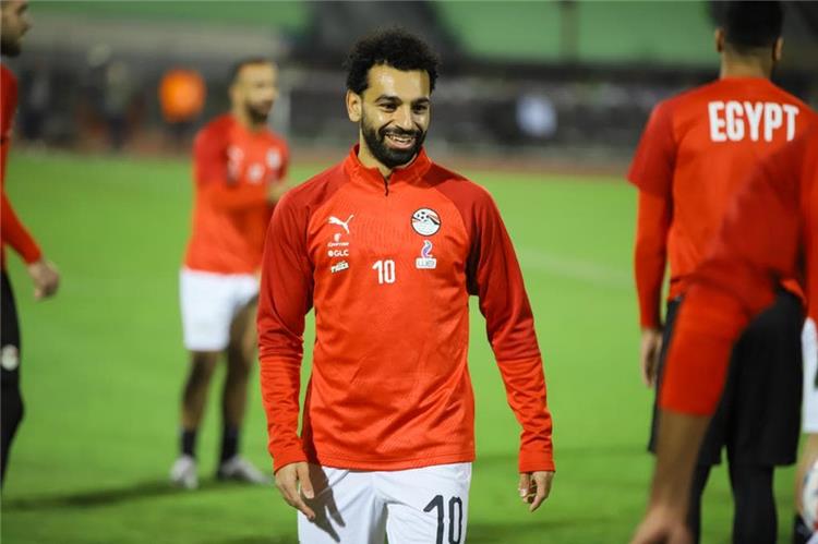 طبيب منتخب مصر: محمد صلاح سيخضع لمسحة جديدة بعد 5 أيام.. ونتواصل مع ليفربول.