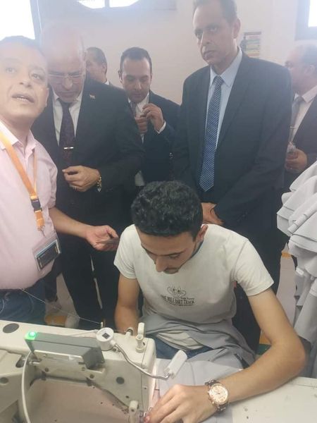 وزير العمل يتفقد شركات اليكس اباريلز ومصر ميليتا للملابس الجاهزة وانكم ايجيبت لصناعة الكابلات
