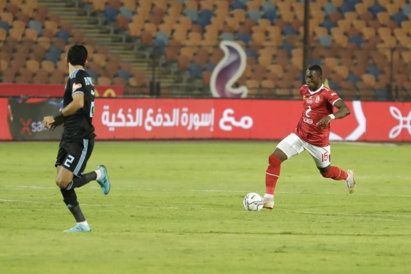 بعشرة لاعبين الأهلي يتعادل سلبيًّا مع بيراميدز وتأجيل حسم وصافة الدوري