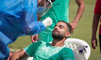 سلبية مسحة بعثة الأهلى قبل السفر للمغرب لمواجهة الرجاء بدورى الأبطال.