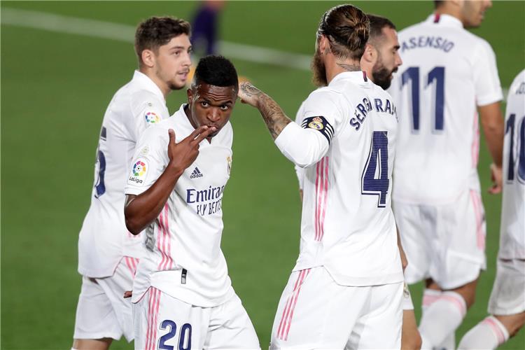 ريال مدريد يعلن عن مدربه الجديد..
