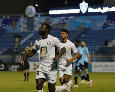 البنك الاهلي يفوز على غزل المحلة بهدف نظيف في عقر داره بالدوري المصري.