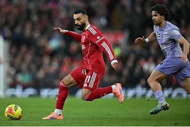 صلاح يساهم في فوز ليفربول بثنائية نظيفة علي برايتون في الدوري الإنجليزي.