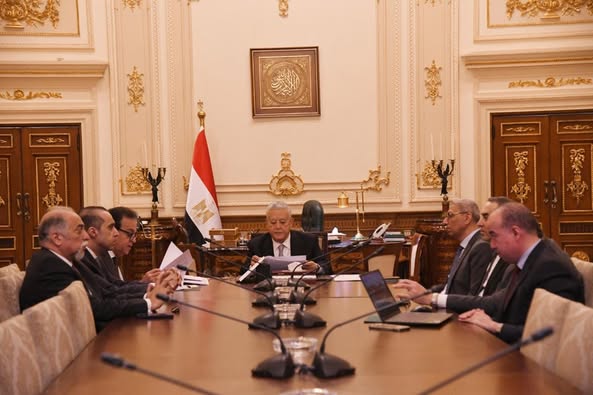 المستشار الدكتور حنفي جبالي رئيس مجلس النواب يستقبل الدكتور خالد عبد الغفار  نائب رئيس مجلس الوزراء وزير الصحة والسكان   الدكتور خالد عبد الغفار : الحكومة منفتحة على اي تعديلات في قانون المسؤولية الطبية تتوافق مع الدستور 