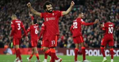 ليفربول يضرب أرسنال برباعية نظيفة بمشاركة صلاح والننى.