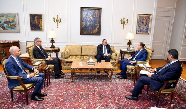 وزير الخارجية والهجرة وشئون المصريين بالخارج يستقبل رئيس الجهاز المصري لحماية الملكية الفكرية عبد العاطي: تُولي وزارة الخارجية أهمية كبيرة لدعم المنظومة الوطنية للملكية الفكرية باعتبارها محركاً أساسياً لعجلة الاقتصاد الوطني