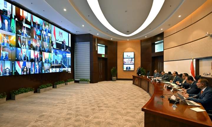 بمشاركة المحافظين عبر تقنية الفيديو كونفرانس مدبولي يترأس غرفة العمليات المركزية بمجلس الوزراء لمتابعة الانتخابات الرئاسية
