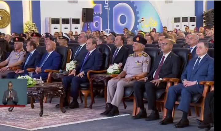 شارك السيد الرئيس عبد الفتاح السيسي اليوم في احتفال عيد العمال، والذي عقد بشركة السويس للصلب بمدينة السويس