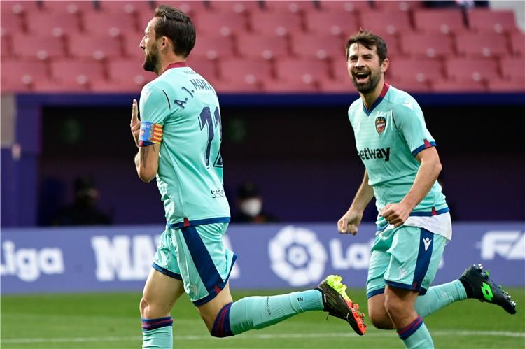 ليفانتي يكتسح أتلتيكو مدريد بثنائية نظيفه وصراع الليجا يشتعل