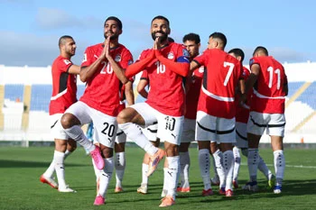 منتخب مصر يكتسح جيبوتي بثلاثية نظيفة ويتأهل إلى كأس العالم للمره الرابعه في تاريخه.
