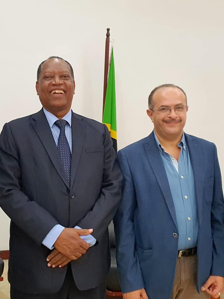 المهندس احمد العصار يلتقى وزير الخارجية و النائب العام بتنزانيا
