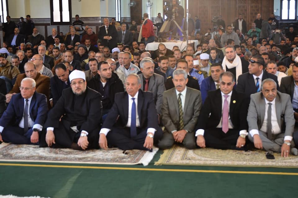 وزير الأوقاف ومحافظ بورسعيد يفتتحان مسجد العلي القدير بمنطقة القابوطي الجديد .