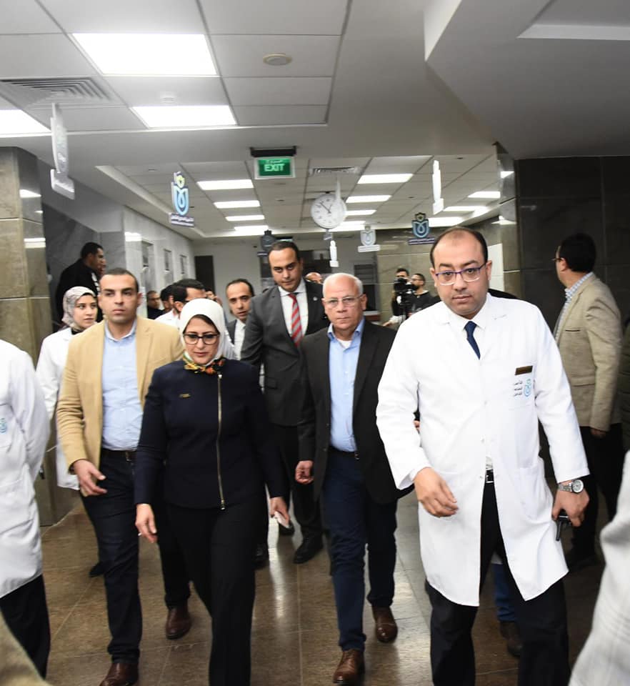 وزيرة الصحة والسكان ومحافظ بورسعيد يتابعان سير العمل بمستشفى أطفال النصر التخصصى يبورسعيد .
