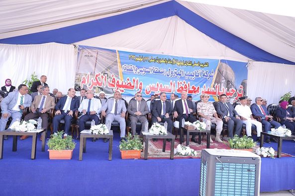 رئيس جامعة السويس يحضر ختام التدريب العملي المشترك