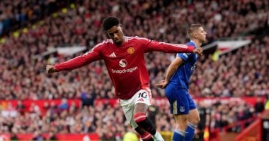 مان يونايتد يضرب إيفرتون برباعيه نظيفه في الدوري الإنجليزي.