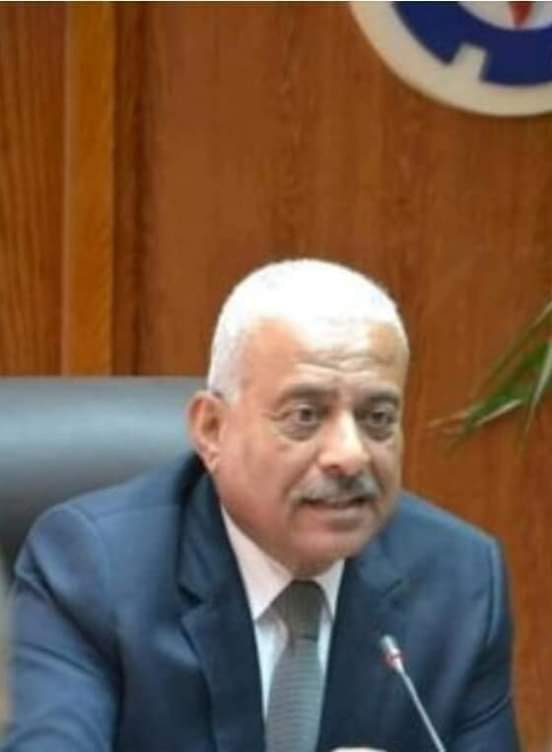 محافظ السويس ... بين الخديعه والمجاملات