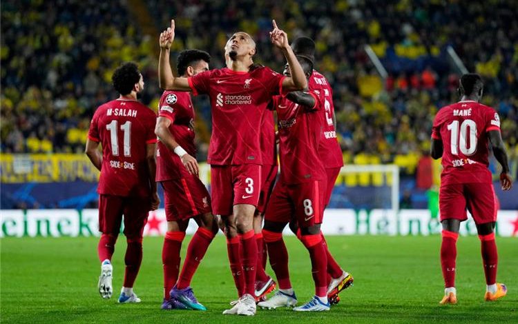 ليفربول يفوز على فياريال بثلاثية لهدفين ويتأهل إلى نهائي دوري أبطال أوروبا.