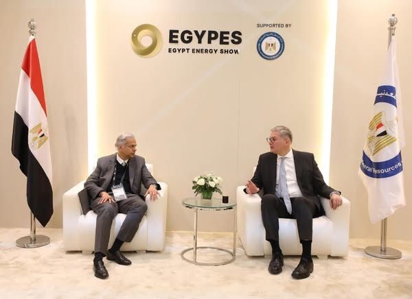 واصل المهندس كريم بدوى وزير البترول والثروة المعدنية سلسلة اللقاءات على هامش فعاليات مؤتمر مصر الدولى للطاقة ايجبس 2025 ،