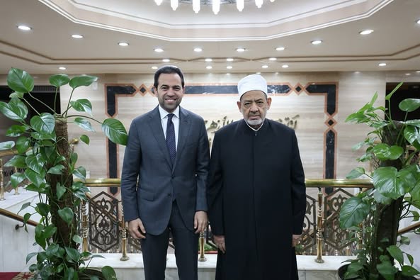 #شيخ_الأزهر يستقبل المستشار محمد عبد السَّلام بمشيخة الأزهر