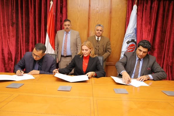 توقيع بروتوكول تعاون بين كليتي هندسة البترول والتعدين والهندسة والشركة المتقدمة للإستثمارات البترولية  API