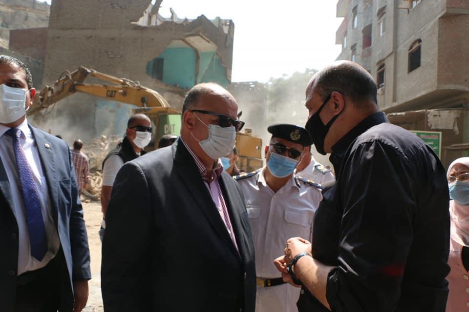 تفقد اللواء خالد عبد العال محافظ القاهرة الاعمال التى تقوم بها الأجهزة التنفيذية بمحافظة القاهرة لإزالة منطقة اسطبل عنتر العشوائية بحي مصر القديمة.