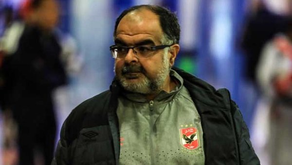 طبيب الأهلي يتقدم باستقالته بعد التتويج الإفريقي ويقترب من الدوري السعودي.