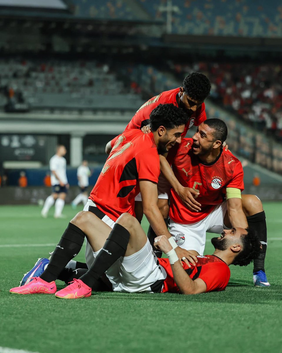 منتخب الفراعنة يفوز على الدب الروسي بهدف نظيف ويتوج بكأس عاصمة مصر.